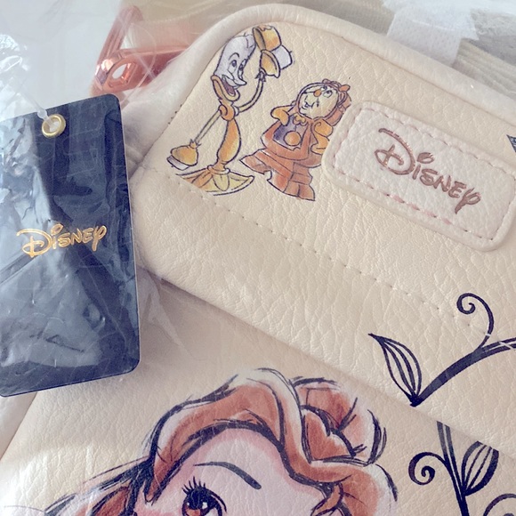 NWT!🌟EXCLUSIVE🌟 Disney’s Belle Crossbody🌹 - Picture 9 of 13